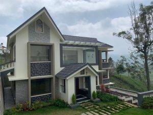 Residential building for sale in Coonoor.